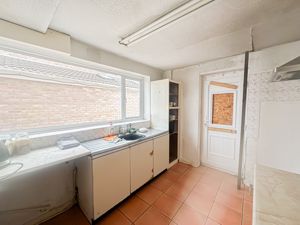 Photo 13- click for photo gallery